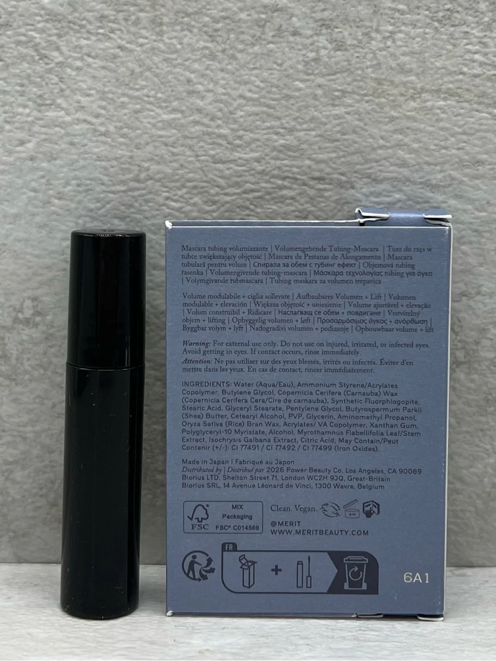 🎉 $5 MERIT Clean Volume Mascara — Black